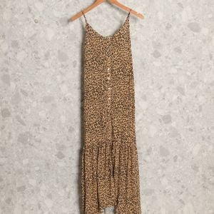 vestido bege animal print farm 134001216?action_source=72668&ref=home_home&rsp=1&rspix=1