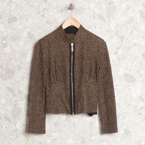 jaqueta preta e bege iodice 138041820?action_source=69532&ref=home_home&rsp=1&rspix=1