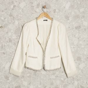 casaquinho off white chanel 136822976?action_source=71215&ref=home_home&rsp=1&rspix=1