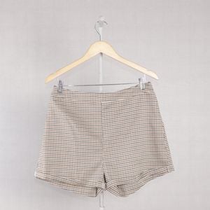 short bege xadrez shein 87480793?action_source=70358&ref=home_home&rsp=1&rspix=1