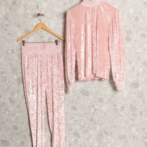 conjunto rosa luciane prado 132142429?action_source=69532&ref=home_home&rsp=1&rspix=1