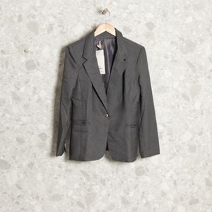 blazer cinza hirus 143391817?action_source=75968&ref=home_home&rsp=1&rspix=1