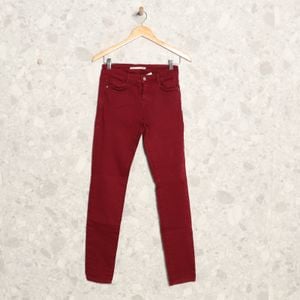 calca jeans bordo zara 130491502?action_source=72668&ref=home_home&rsp=1&rspix=1