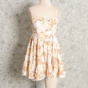 vestido branco e amarelo shein 140801080?action_source=74816&ref=home_home&rsp=1&rspix=1