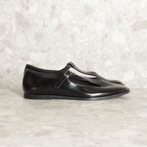 sapato preto zara 139215015?action_source=69532&ref=home_home&rsp=1&rspix=1