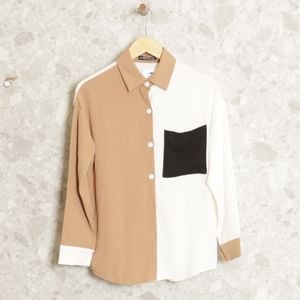 camisa marom com branco shein 133159026?action_source=72472&ref=home_home&rsp=1&rspix=1