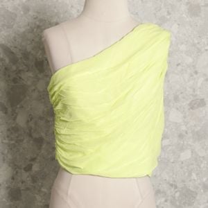 blusa verde animale 121344801?action_source=67289&ref=home_home&rsp=1&rspix=1