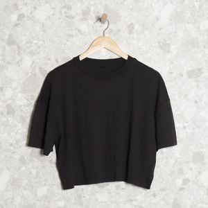 cropped preto 145120990?action_source=72472&ref=home_home&rsp=1&rspix=1