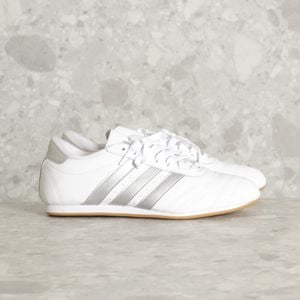 tenis branco adidas 141875708?action_source=71744&ref=home_home&rsp=1&rspix=1