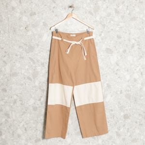 calca bege ida 126600092?action_source=62833&ref=home_home&rsp=1&rspix=1