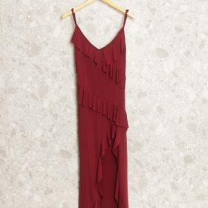 vestido bordo 135877277?action_source=69004&ref=home_home&rsp=1&rspix=1
