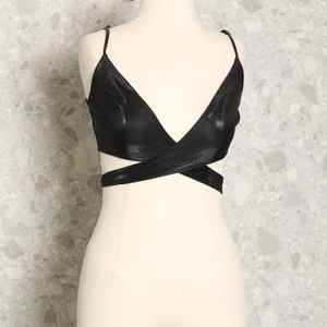 top preto tova 108765479?action_source=73427&ref=home_home&rsp=1&rspix=1