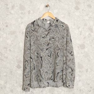 camisa cinza abstrata 113128194?action_source=73427&ref=home_home&rsp=1&rspix=1
