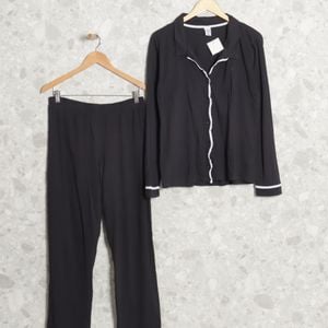 conjunto pijama preto camisa e calca 146744867?action_source=74121&ref=home_home&rsp=1&rspix=1