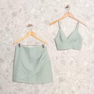 conjunto top e saia wei modas 123669425?action_source=73427&ref=home_home&rsp=1&rspix=1