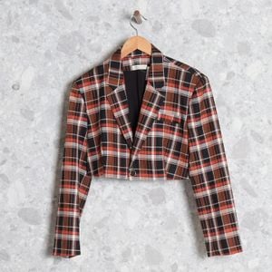 blazer marrom xadrez nati vozza 136751284?action_source=74121&ref=home_home&rsp=1&rspix=1
