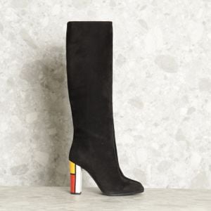 bota preta sti valeria cavalli 122317323?action_source=71744&ref=home_home&rsp=1&rspix=1