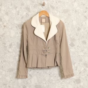 casaco cinza basiti 123791366?action_source=69532&ref=home_home&rsp=1&rspix=1