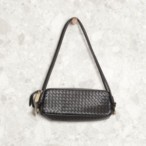 bolsa preta luiza barcelos 129003274?action_source=73427&ref=home_home&rsp=1&rspix=1