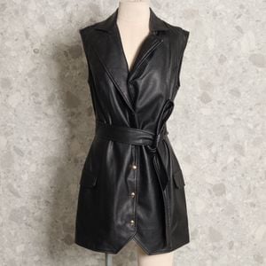 vestido preto couro cashier 132144838?action_source=66728&ref=home_home&rsp=1&rspix=1