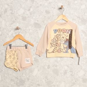 conjunto blusa e short bege disney 133215352?action_source=69532&ref=home_home&rsp=1&rspix=1