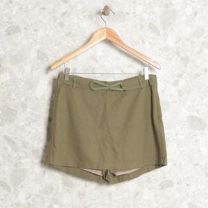 short saia verde 139384651?action_source=75241&ref=home_home&rsp=1&rspix=1