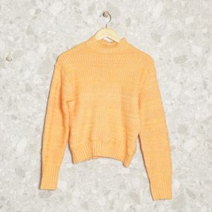 blusa trico laranja animale 130231433?action_source=67289&ref=home_home&rsp=1&rspix=1