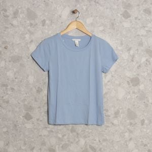 t shirt azul clara hem 140688381?action_source=72472&ref=home_home&rsp=1&rspix=1