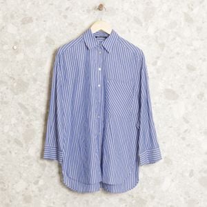 camisa azul listrado zara 141538129?action_source=72668&ref=home_home&rsp=1&rspix=1