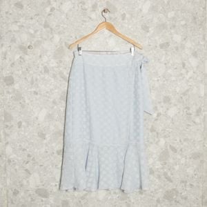 saia azul claro le lis blanc 127645800?action_source=73427&ref=home_home&rsp=1&rspix=1
