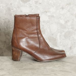 bota marrom diego 142474591?action_source=72472&ref=home_home&rsp=1&rspix=1