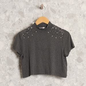 cropped cinza escuro charth 131675219?action_source=69532&ref=home_home&rsp=1&rspix=1