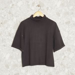 blusa preta zara 128142852?action_source=70853&ref=home_home&rsp=1&rspix=1