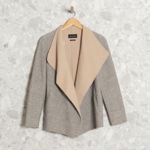 casaco cinza massimo dutti 142989884?action_source=72472&ref=home_home&rsp=1&rspix=1