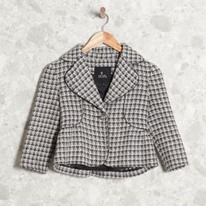 blazer cinza le lis blanc 144109555?action_source=75015&ref=home_home&rsp=1&rspix=1