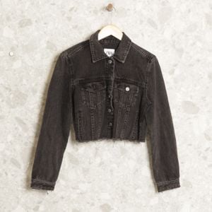 casaco jeans preta zara 141538097?action_source=71744&ref=home_home&rsp=1&rspix=1