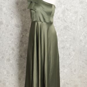 vestido verde chianelli 146034009?action_source=76037&ref=home_home&rsp=1&rspix=1