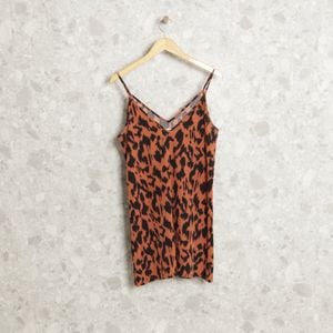 vestido marrom 125055930?action_source=67322&ref=home_home&rsp=1&rspix=1