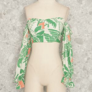 cropped creme folhagem farm 92119614?action_source=64652&ref=home_home&rsp=1&rspix=1