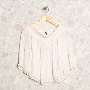 blusa off white zara 136099975?action_source=70853&ref=home_home&rsp=1&rspix=1
