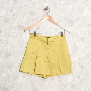 short amarelo zara 127353435?action_source=70096&ref=home_home&rsp=1&rspix=1