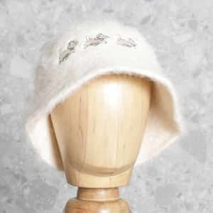 bucket off white h e m 139209282?action_source=71612&ref=home_home&rsp=1&rspix=1
