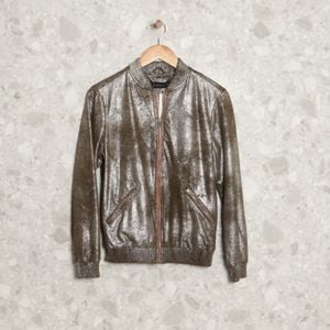 jaqueta oliva escura zara 129955227?action_source=70853&ref=home_home&rsp=1&rspix=1