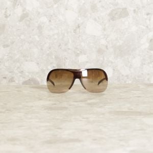 oculos de sol marrom chanel 131181873?action_source=70986&ref=home_home&rsp=1&rspix=1