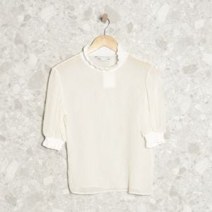 blusa off white poa zara 139313123?action_source=71215&ref=home_home&rsp=1&rspix=1