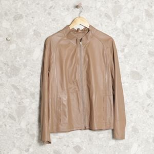 jaqueta bege 128197417?action_source=69532&ref=home_home&rsp=1&rspix=1