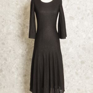 vestido preto zoomp 135293595?action_source=75544&ref=home_home&rsp=1&rspix=1