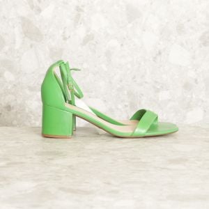 sandalia verde arezzo 139621462?action_source=74713&ref=home_home&rsp=1&rspix=1