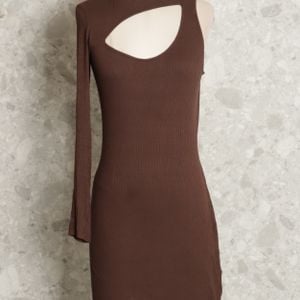 vestido marrom marisa 142114158?action_source=67322&ref=home_home&rsp=1&rspix=1