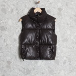 colete marrom zara 139218992?action_source=70096&ref=home_home&rsp=1&rspix=1